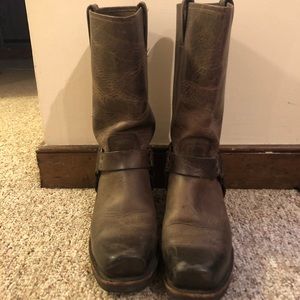 12R Harness Frye boots, size 11